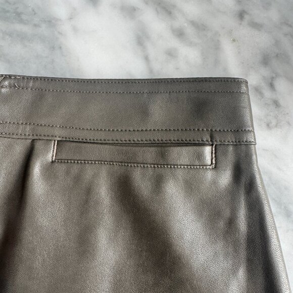Aritzia Wilfred Vegan Leather Mini Skirt, Size 6 (but on smaller side) - Picture 5 of 7